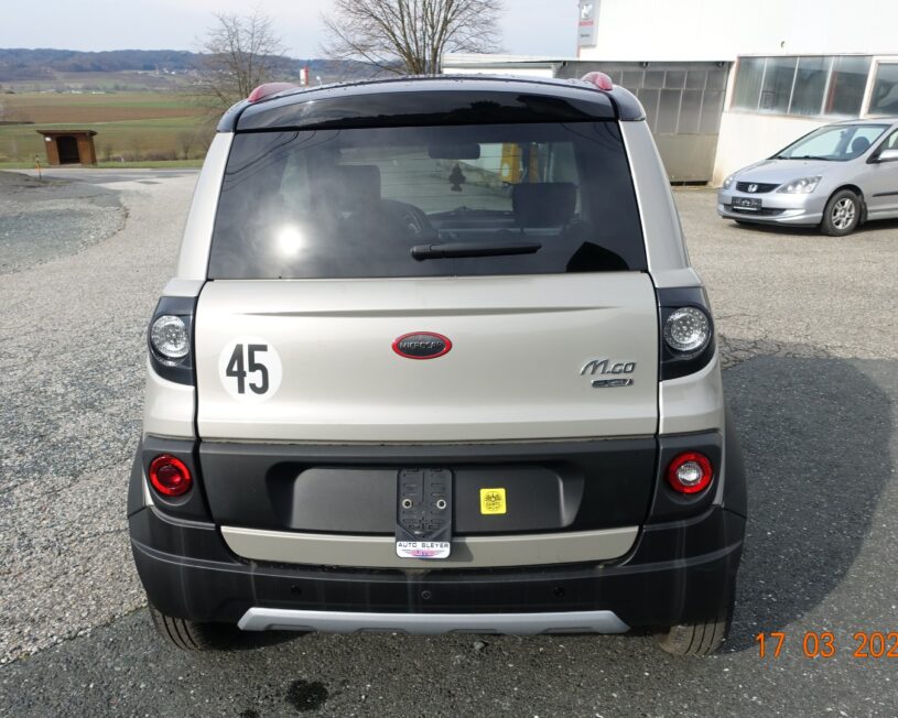 MICROCAR MGO     Premium DCI voll