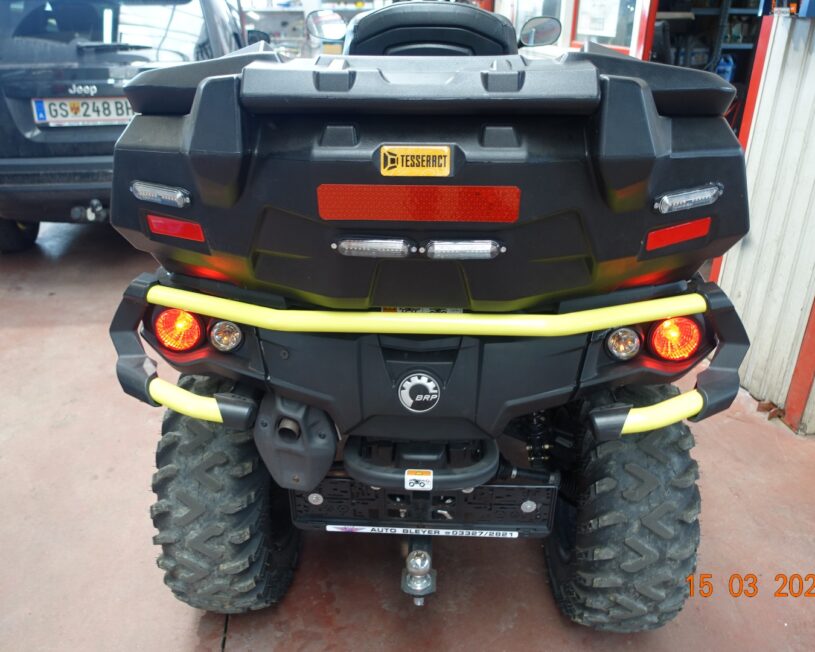 ZWEIRAD UNION Can-Am Quad voll