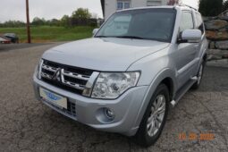 MITSUBISHI Pajero MT DI-D 3,2 Instyle AT Leder Schwarz 13