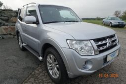 MITSUBISHI Pajero MT DI-D 3,2 Instyle AT Leder Schwarz 13