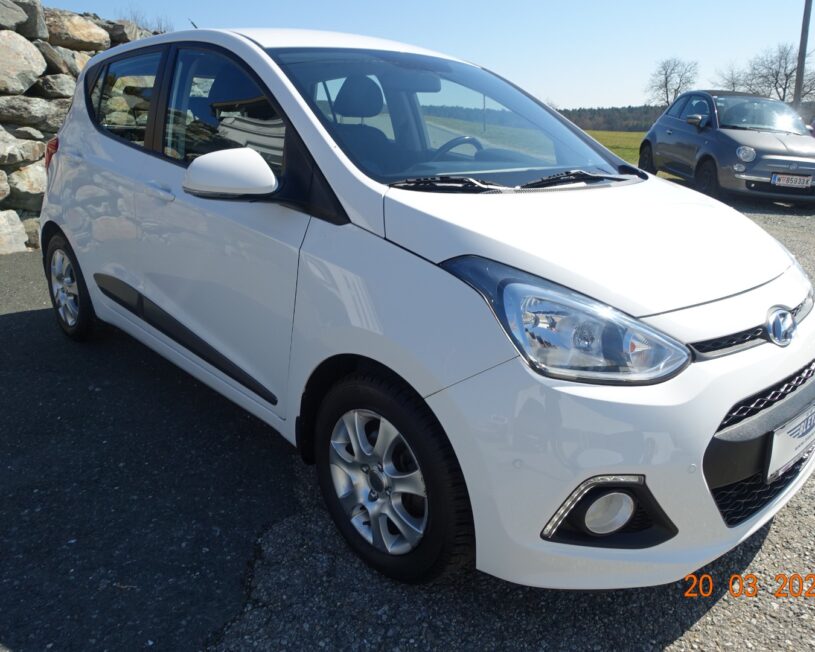 HYUNDAI i10 Premium 1,25 AT 508x-P3 voll