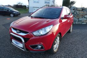 HYUNDAI ix35 Premium 2,0 CRDi 4WD AT 836i-P6