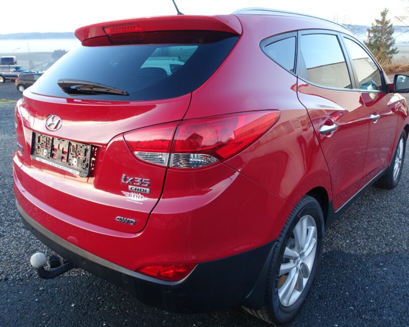 HYUNDAI ix35 Premium 2,0 CRDi 4WD AT 836i-P6 voll