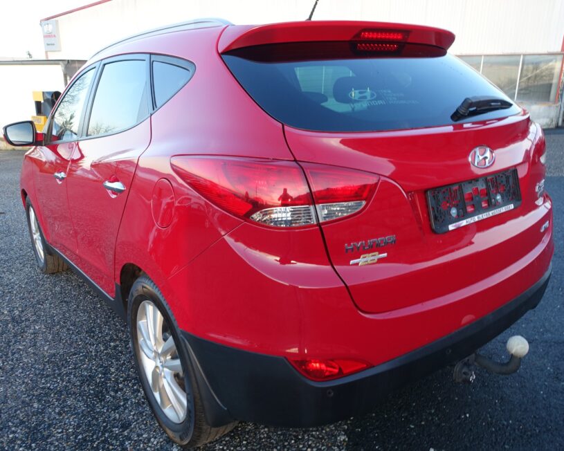 HYUNDAI ix35 Premium 2,0 CRDi 4WD AT 836i-P6 voll
