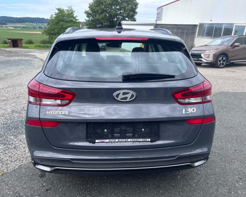 HYUNDAI Hyundai i30 Kombi PD GO 1,5 DPI c5kg1-005 voll