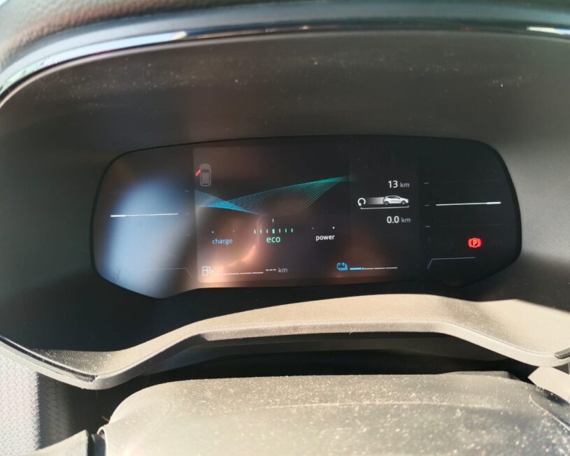 MITSUBISHI Colt 1,6 HEV YUKI Intense S+C AT 25 voll