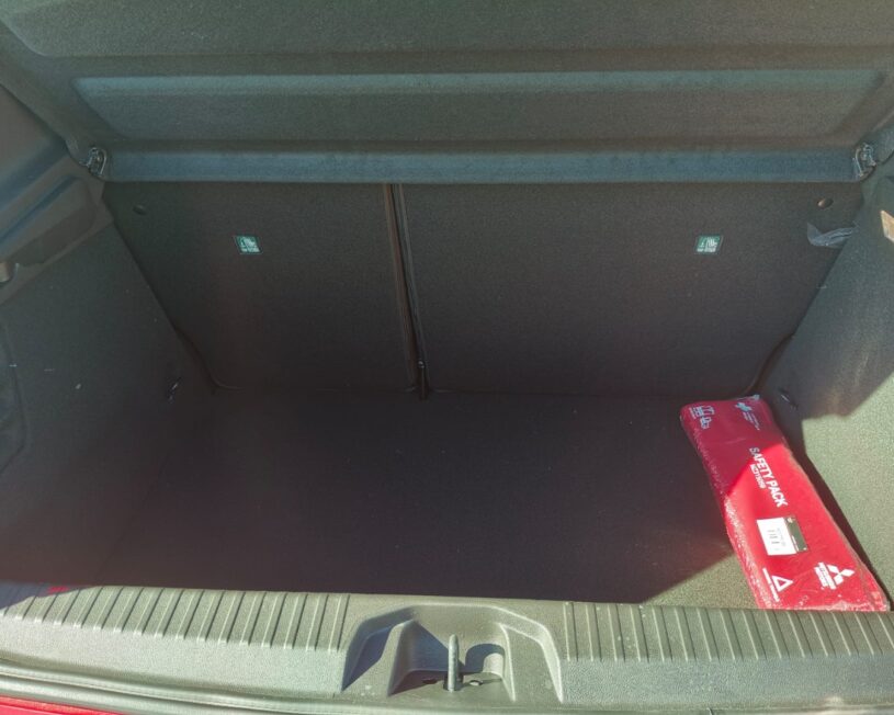 MITSUBISHI Colt 1,6 HEV YUKI Intense S+C AT 25 voll