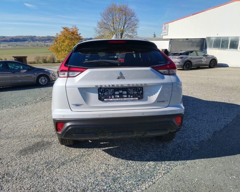 MITSUBISHI Eclipse Cross PHEV 2,4 Allrad voll