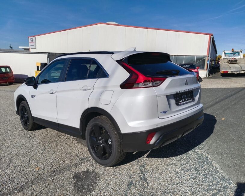 MITSUBISHI Eclipse Cross PHEV 2,4 Allrad voll
