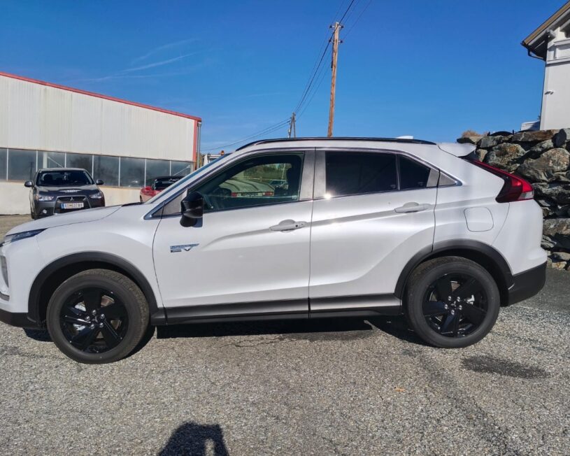 MITSUBISHI Eclipse Cross PHEV 2,4 Allrad voll
