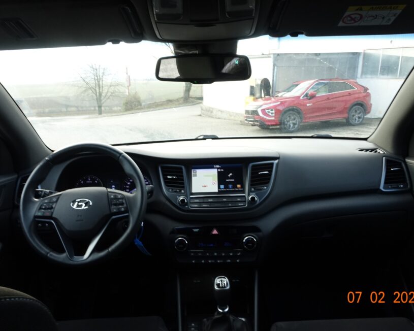 HYUNDAI Tucson  GO 1,7 CRDI 2WD MIT 807f voll