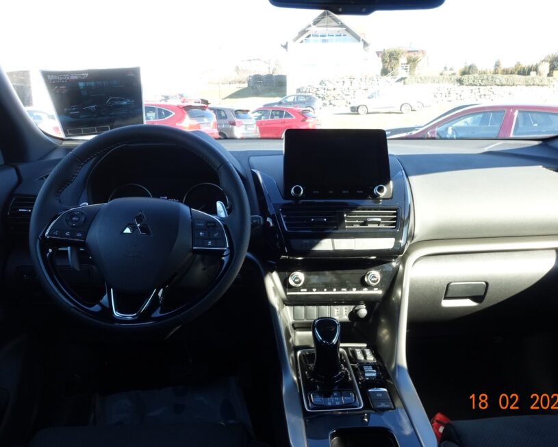 MITSUBISHI Eclipse Cross PHEV 2,4 Allrad voll