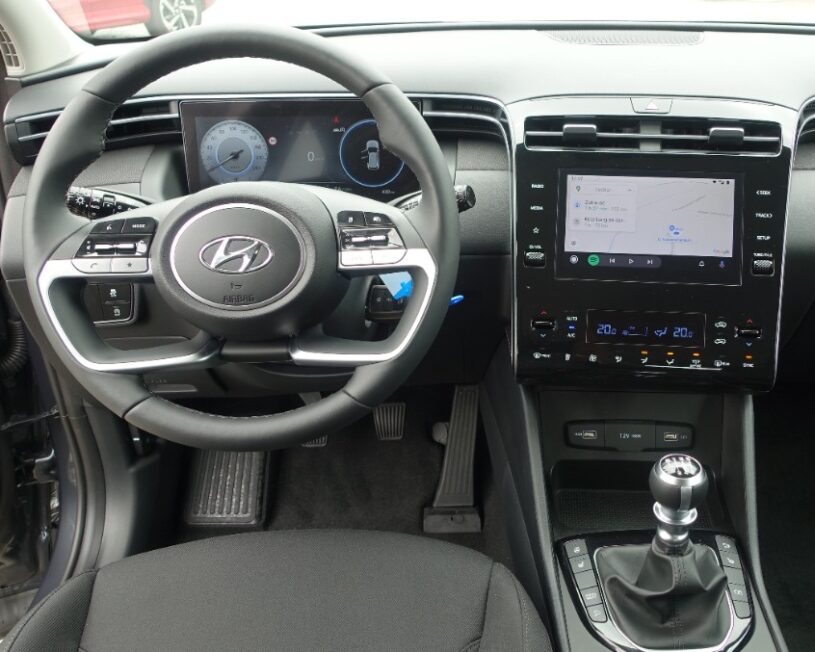 HYUNDAI Tucson NX4 Smart Line 1,6 T-GDi 2WD P4/P5 Paket voll