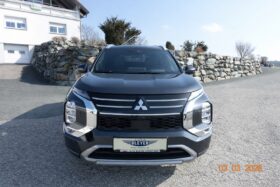 MITSUBISHI Outlander PHEV 2,4 4WD Diamond 2-tone Led.Schwarz AT 26