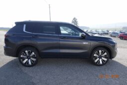 MITSUBISHI Outlander PHEV 2,4 4WD Diamond 2-tone Led.Schwarz AT 26 voll
