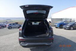 MITSUBISHI Outlander PHEV 2,4 4WD Diamond 2-tone Led.Schwarz AT 26 voll