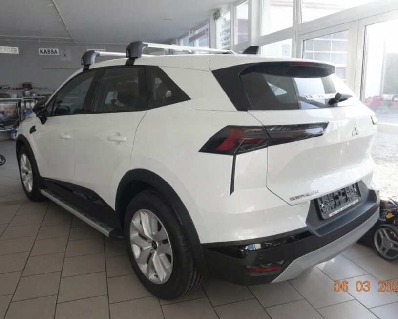 MITSUBISHI Grandis 1,3 Petrol Invite C 26 voll