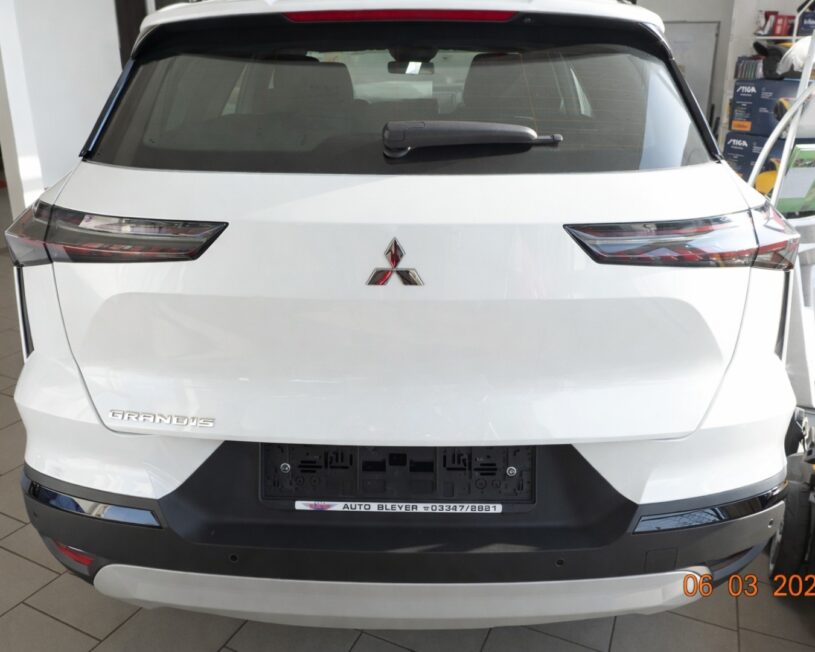 MITSUBISHI Grandis 1,3 Petrol Invite C 26 voll