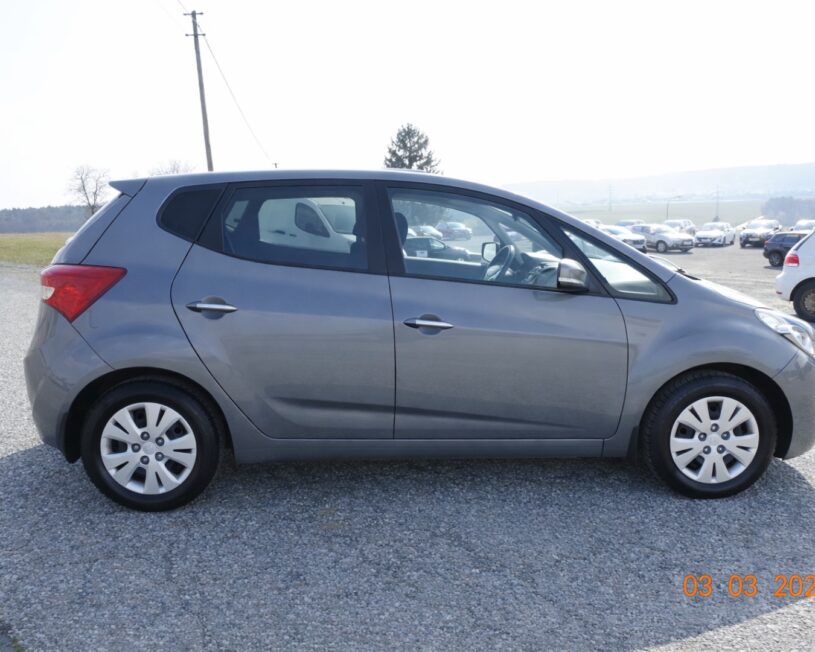 HYUNDAI ix20 1,6 CVVT Comfort 254x-O1/10/13 voll