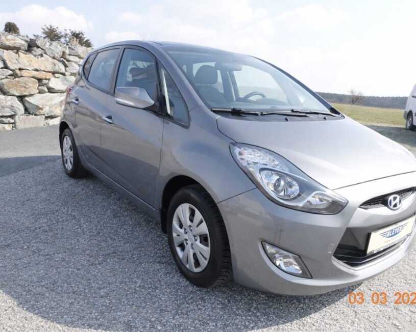 HYUNDAI ix20 1,6 CVVT Comfort 254x-O1/10/13 voll