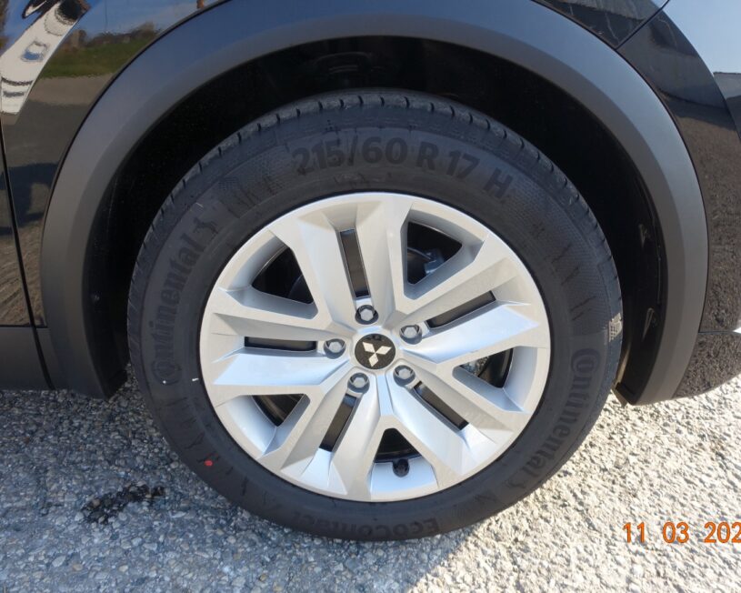 MITSUBISHI ASX Petrol Invite voll