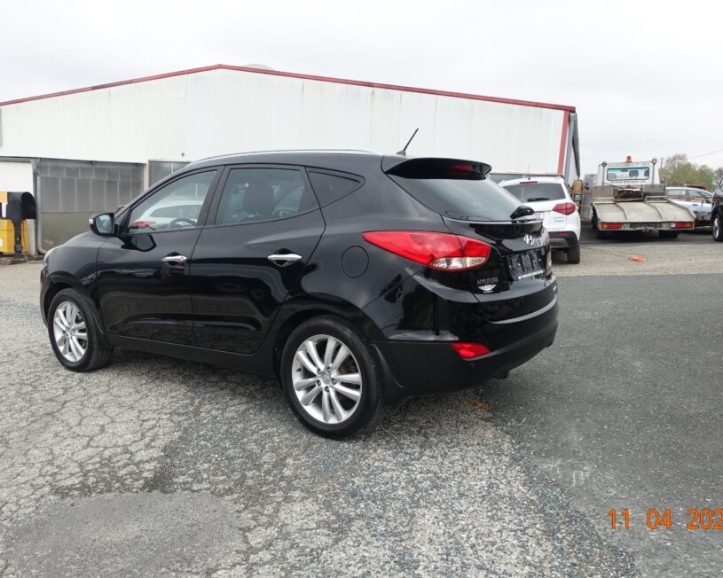 HYUNDAI ix35 Premium 2,0 CRDi 4WD ALLRAD voll