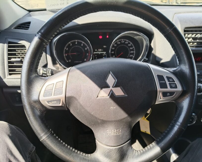 MITSUBISHI ASX 1,6 MIVEC 2WD Invite voll