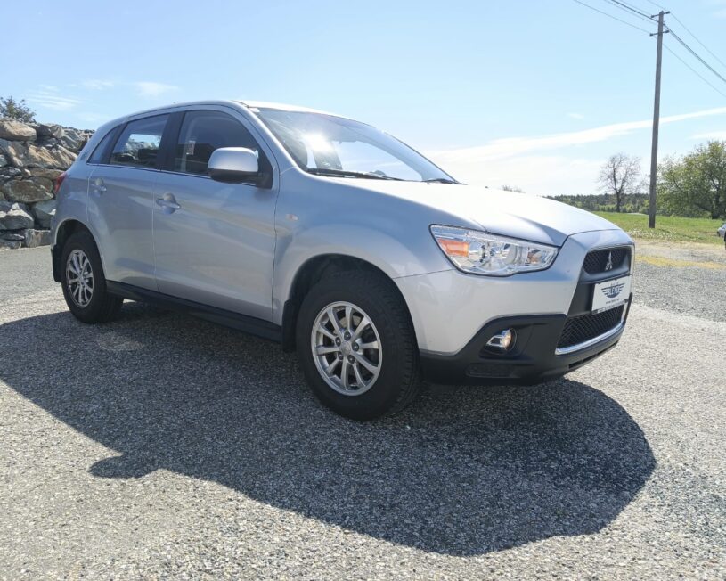 MITSUBISHI ASX 1,6 MIVEC 2WD Invite voll