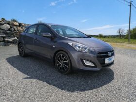 HYUNDAI i30 TOP