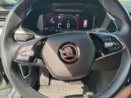 SKODA SUPERB Kombi 2,0 TDI DSG Automatik  LED 1 Besitz voll