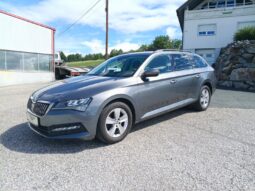 SKODA SUPERB Kombi 2,0 TDI DSG Automatik  LED 1 Besitz