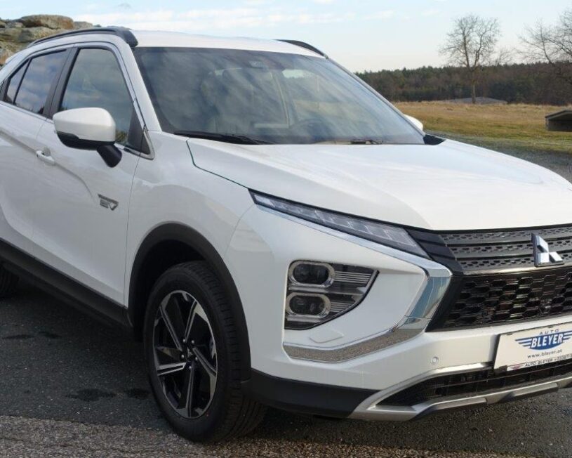 MITSUBISHI Eclipse Cross PHEV 2,4 4WD Intense+ no HUD 21 voll