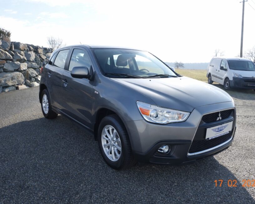 MITSUBISHI ASX 1,8 ALLRAD  4WD Invite voll