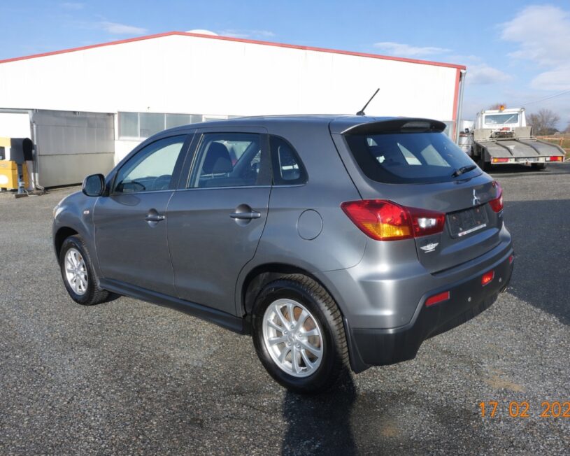 MITSUBISHI ASX 1,8 ALLRAD  4WD Invite voll
