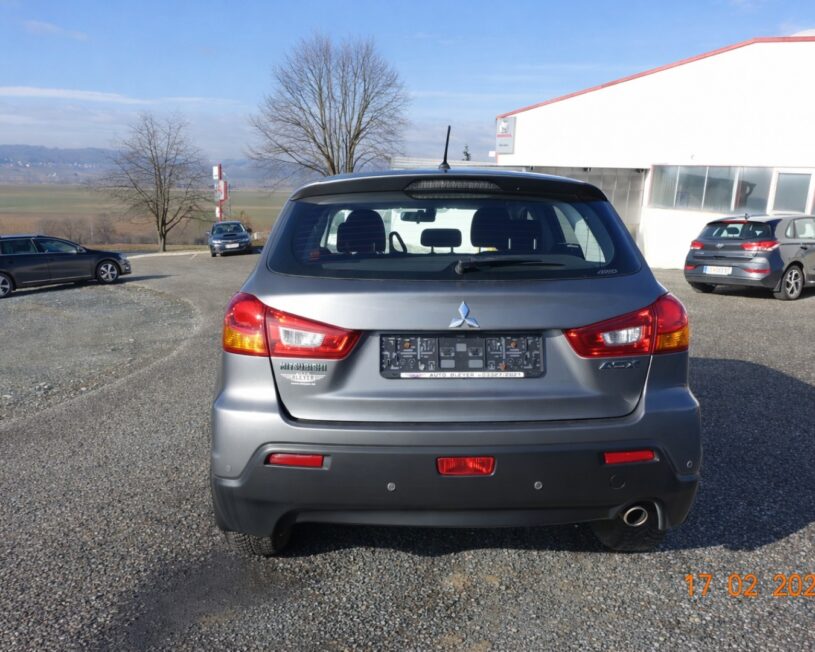 MITSUBISHI ASX 1,8 ALLRAD  4WD Invite voll