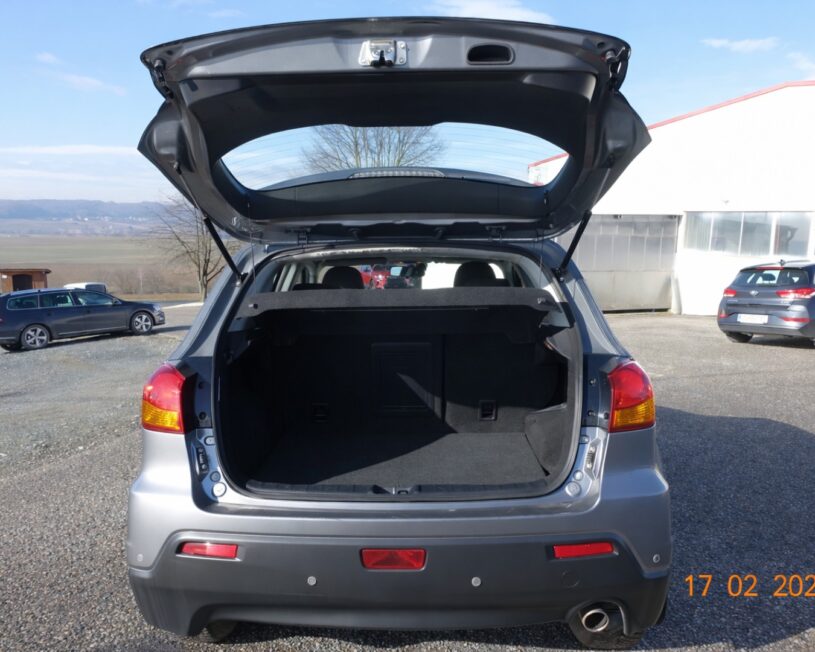 MITSUBISHI ASX 1,8 ALLRAD  4WD Invite voll