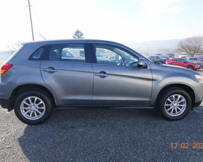 MITSUBISHI ASX 1,8 ALLRAD  4WD Invite voll