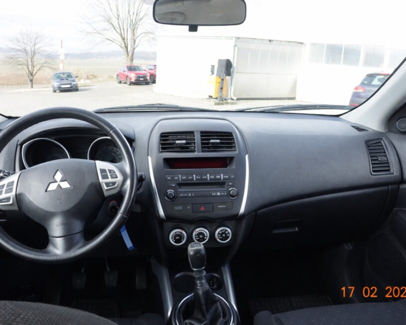 MITSUBISHI ASX 1,8 ALLRAD  4WD Invite voll