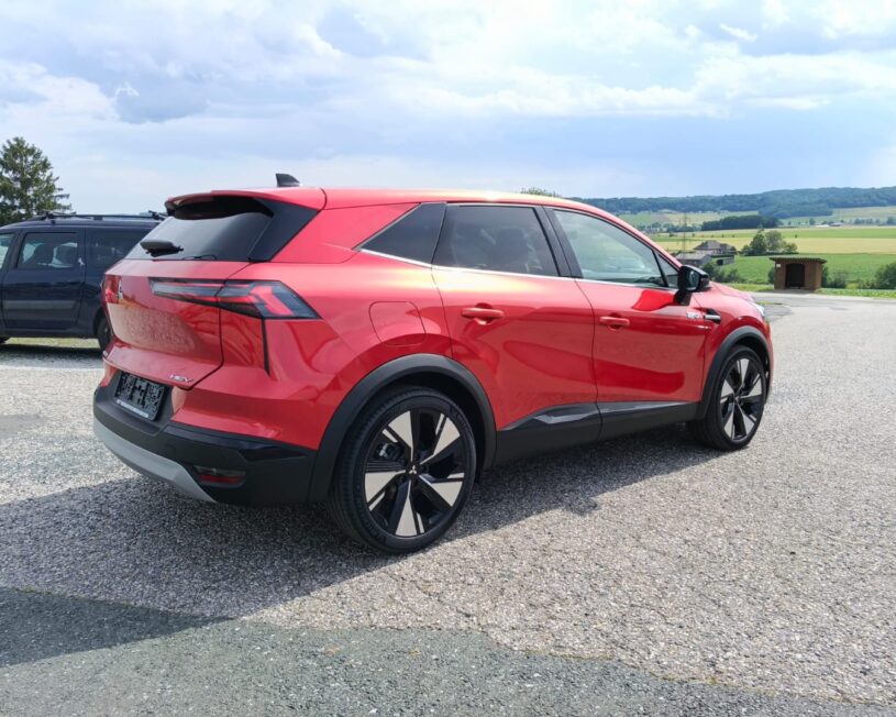 MITSUBISHI Grandis 1,8 HEV Hybrid Intense voll