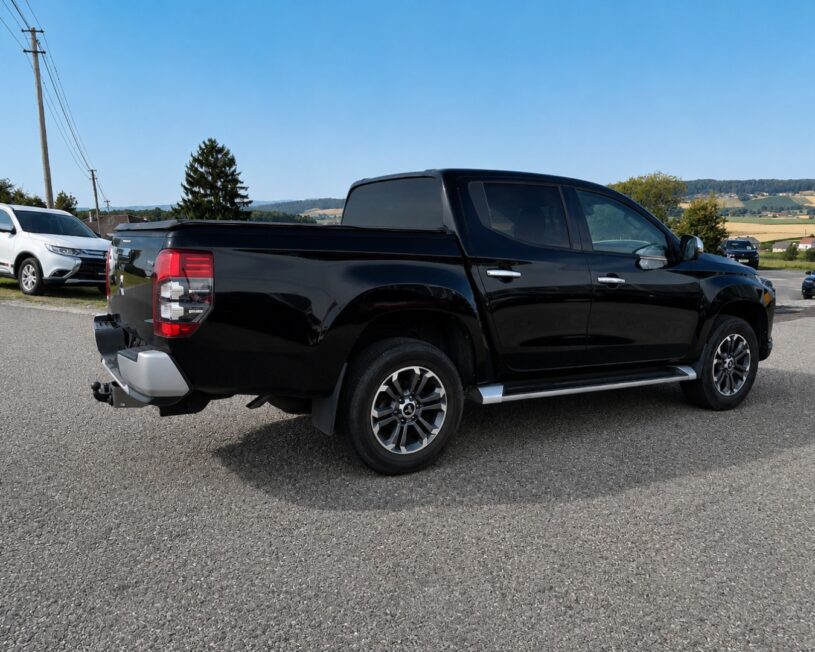 MITSUBISHI L200 Intense Plus Allrad Doppelkabine voll