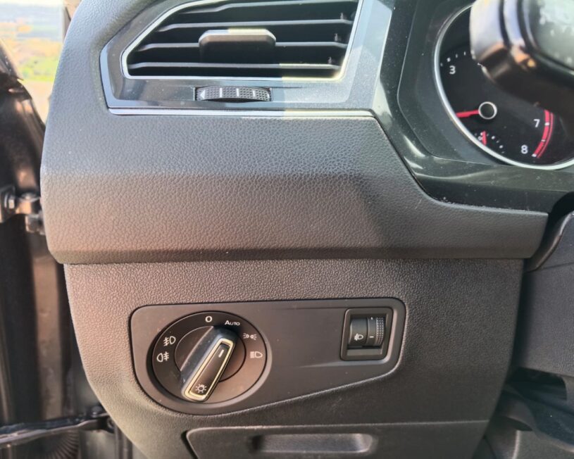 VW Tiguan Comfortline voll