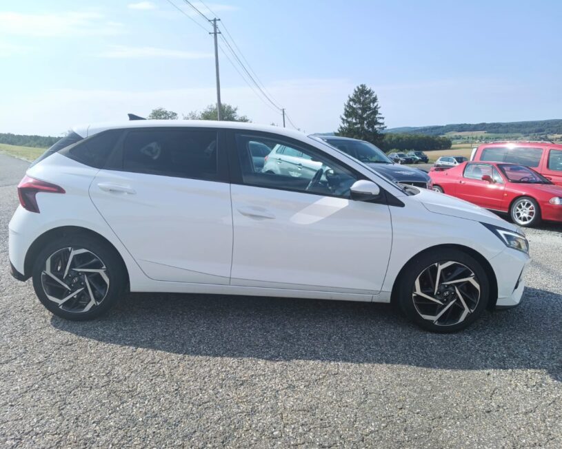 HYUNDAI I20 TRENDLINE  Automatik voll