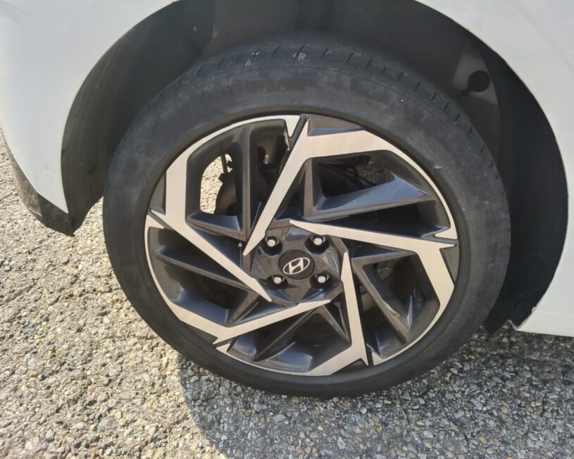 HYUNDAI I20 TRENDLINE  Automatik voll
