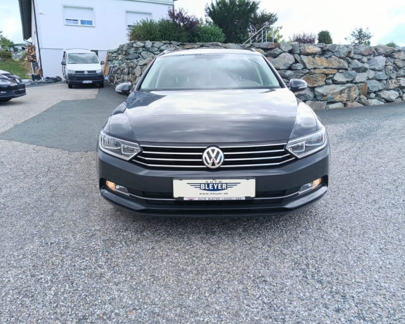 VW Passat Kombi Comfortline voll