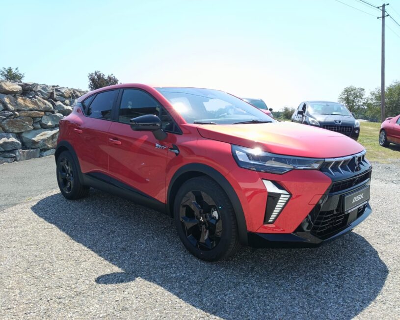 MITSUBISHI ASX 1,8 HEV Hybrid  Invite Black Edition AT voll