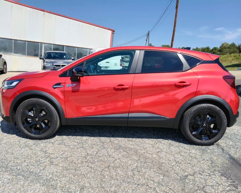 MITSUBISHI ASX 1,8 HEV Hybrid  Invite Black Edition AT voll