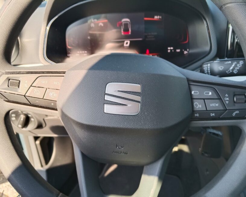 SEAT Arona Reference  TSI voll