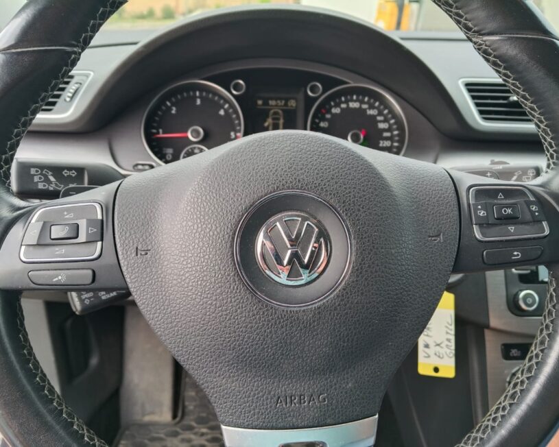 VW Passat Kombi Automatik  Comfortline 2,0 TDI voll