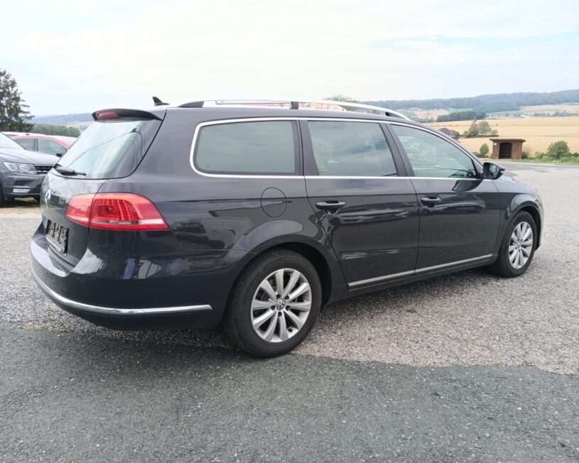 VW Passat Kombi Automatik  Comfortline 2,0 TDI voll