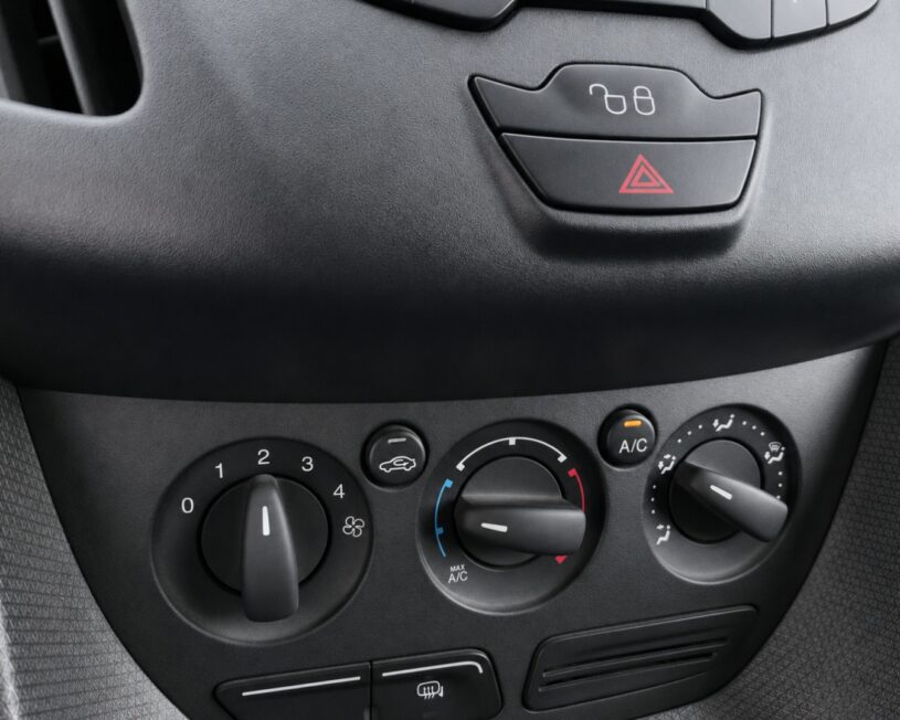 FORD Transit Connect L1 1,6D voll